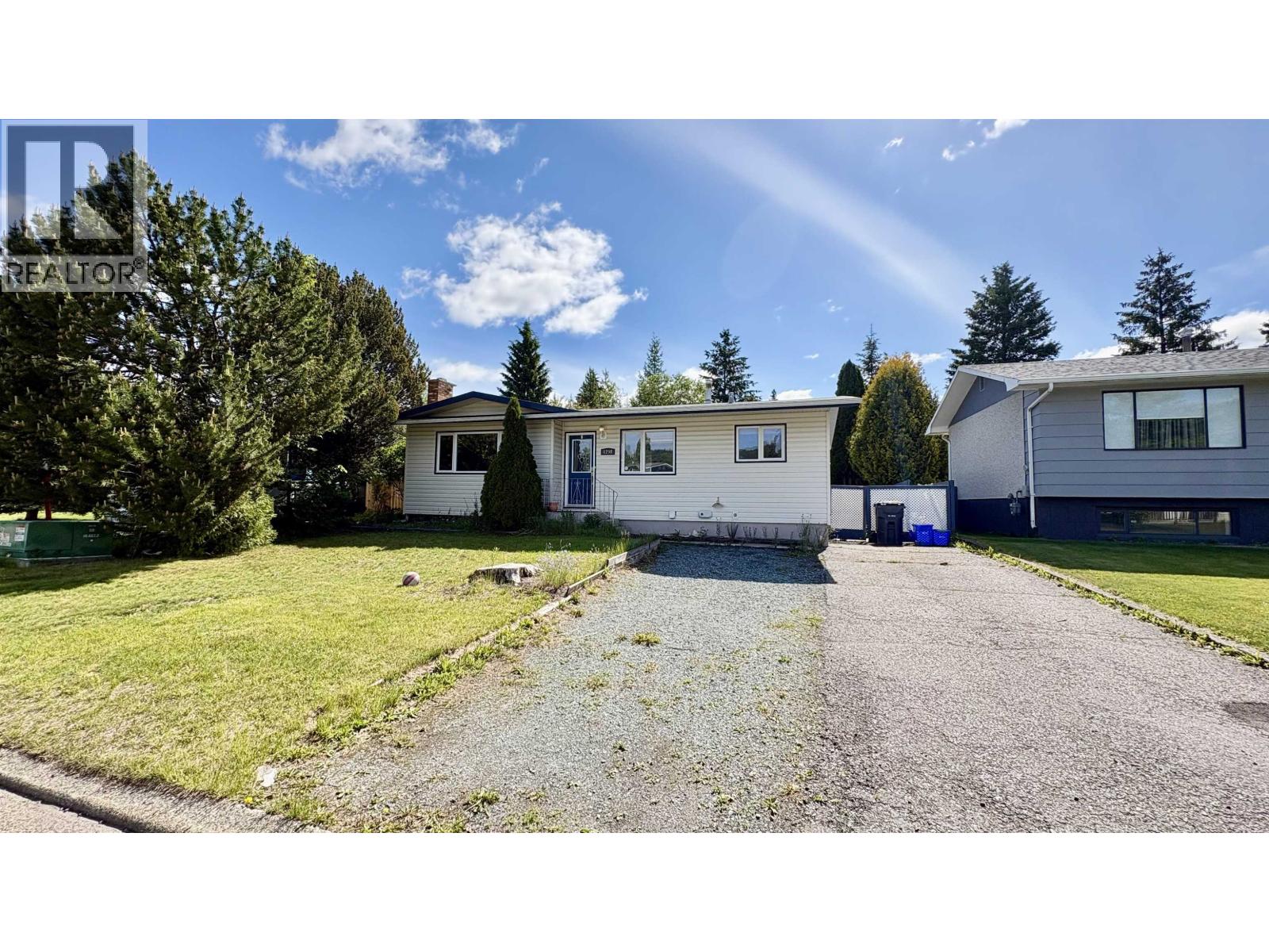 1298 GENEVIEVE CRESCENT - 18