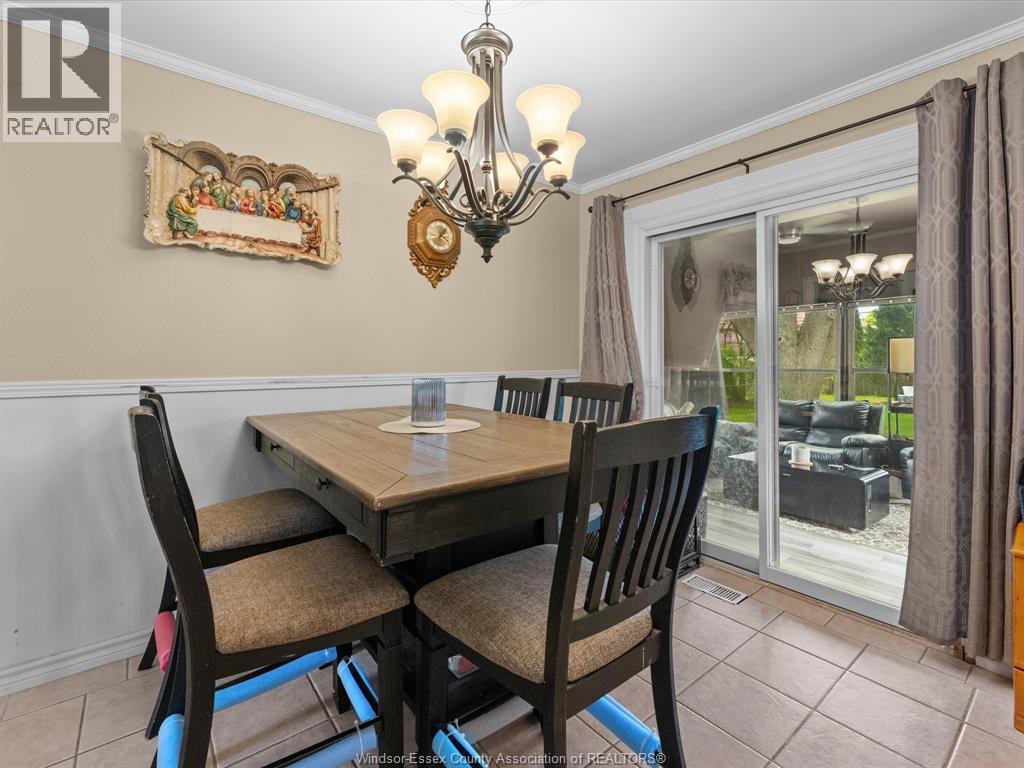 11 WARREN AVENUE - 10