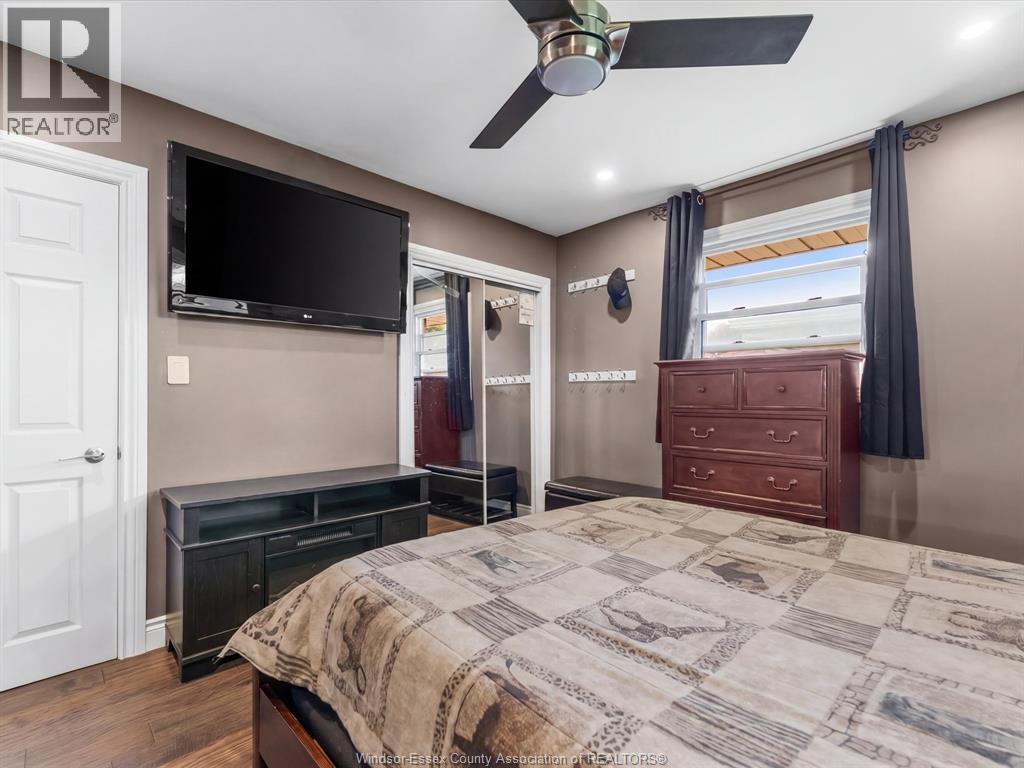 11 WARREN AVENUE - 14