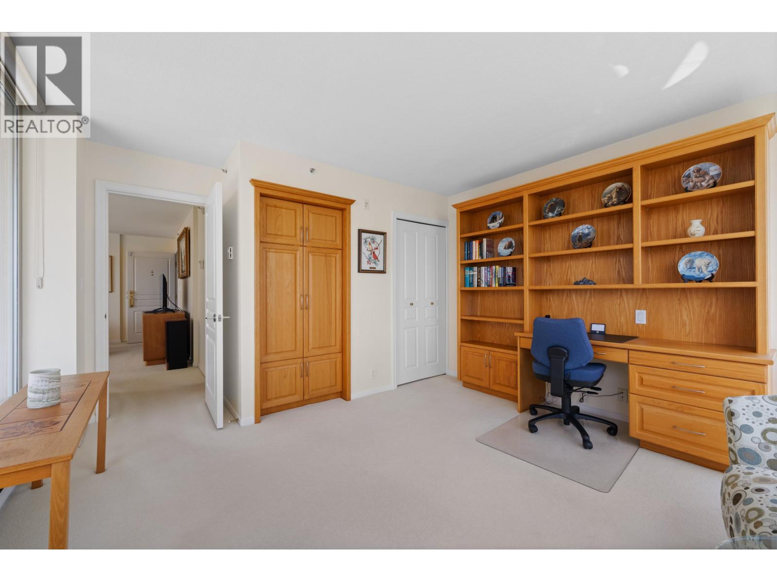 4 2243 BELLEVUE AVENUE, West Vancouver