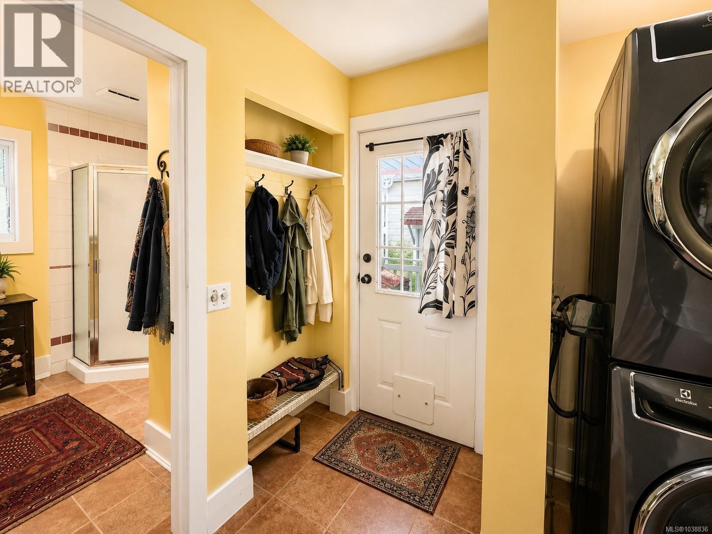 5292 Margaret St - 8