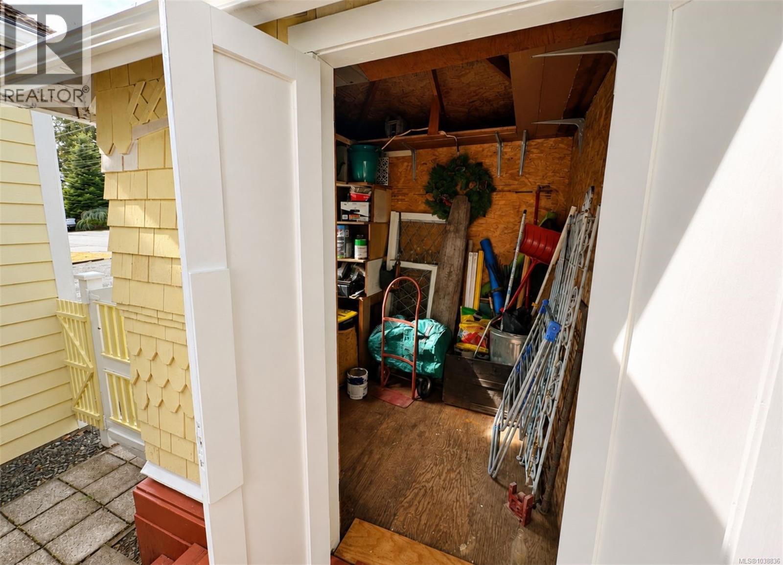 5292 Margaret St - 49