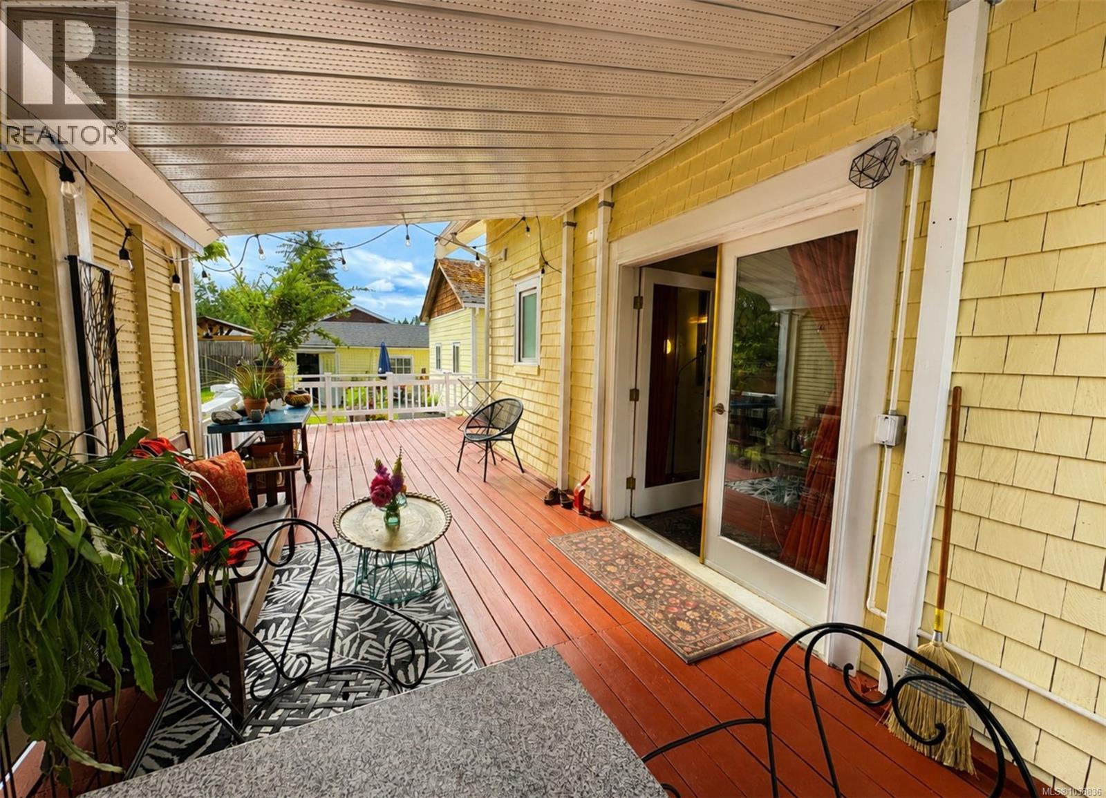 5292 Margaret St - 36