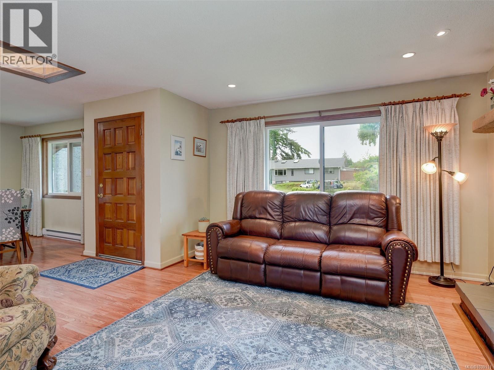 2167 Banford Pl - 3