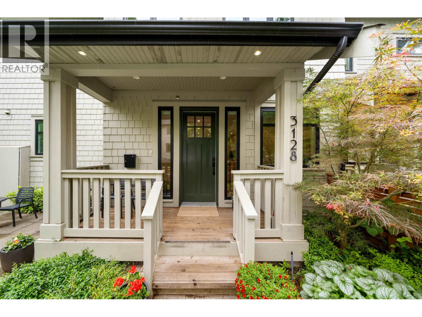 3128 INVERNESS STREET — photo 2