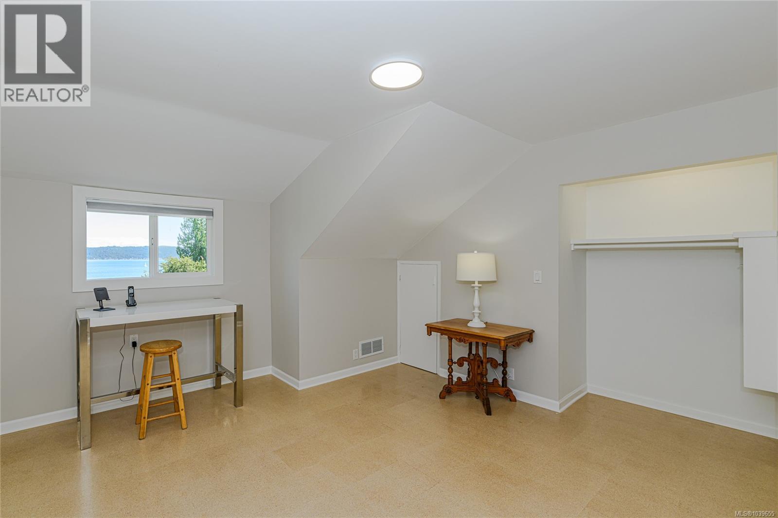 670 Walkers Hook Rd - 23