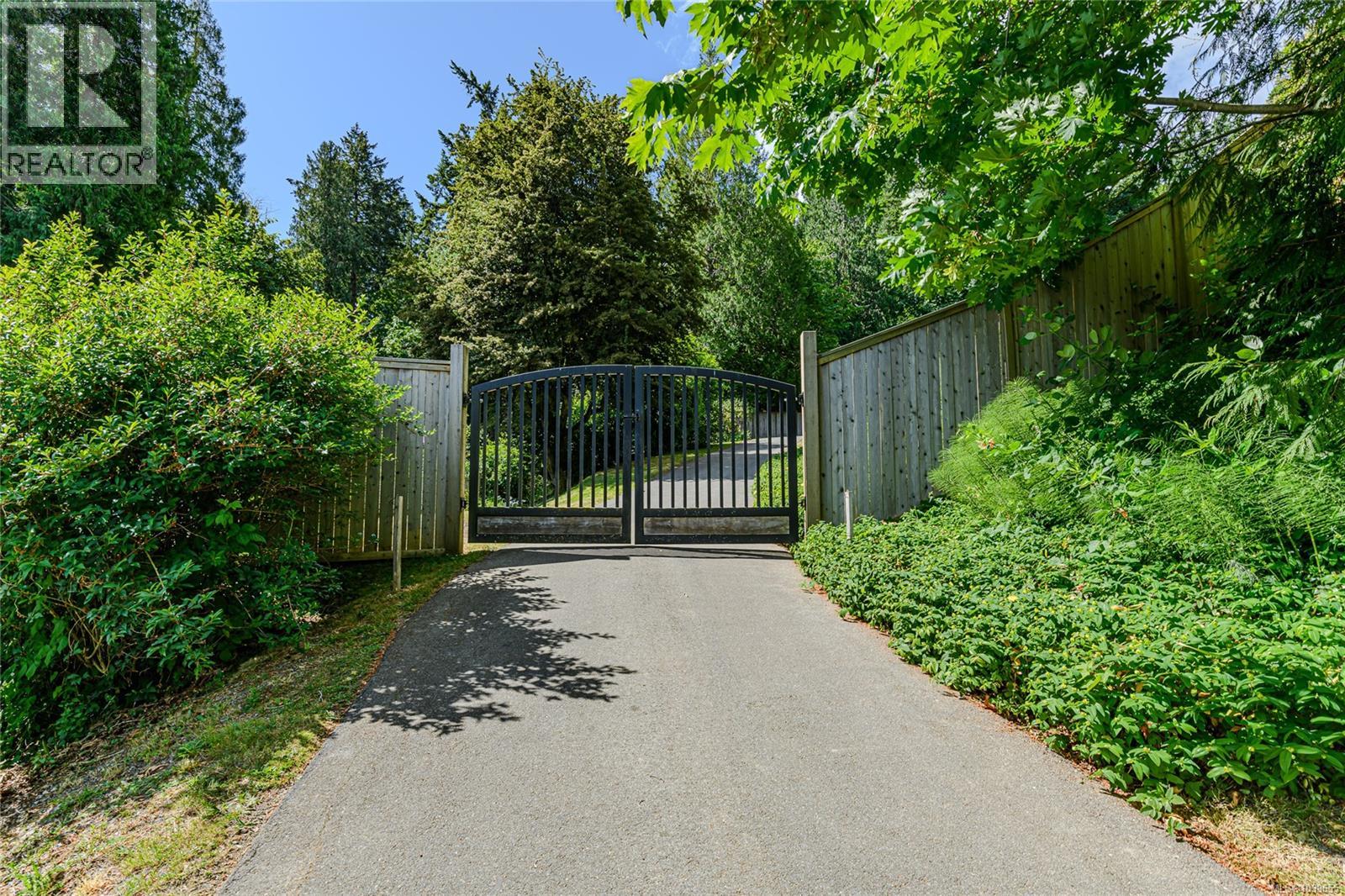 670 Walkers Hook Rd - 74