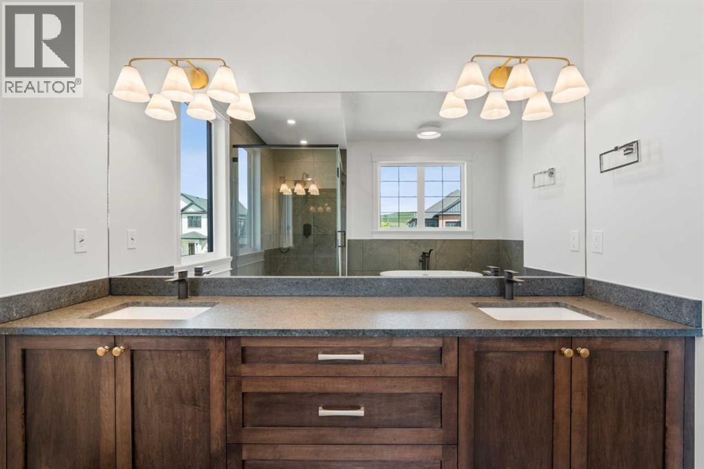 32 Greenwich Mews NW — photo 17
