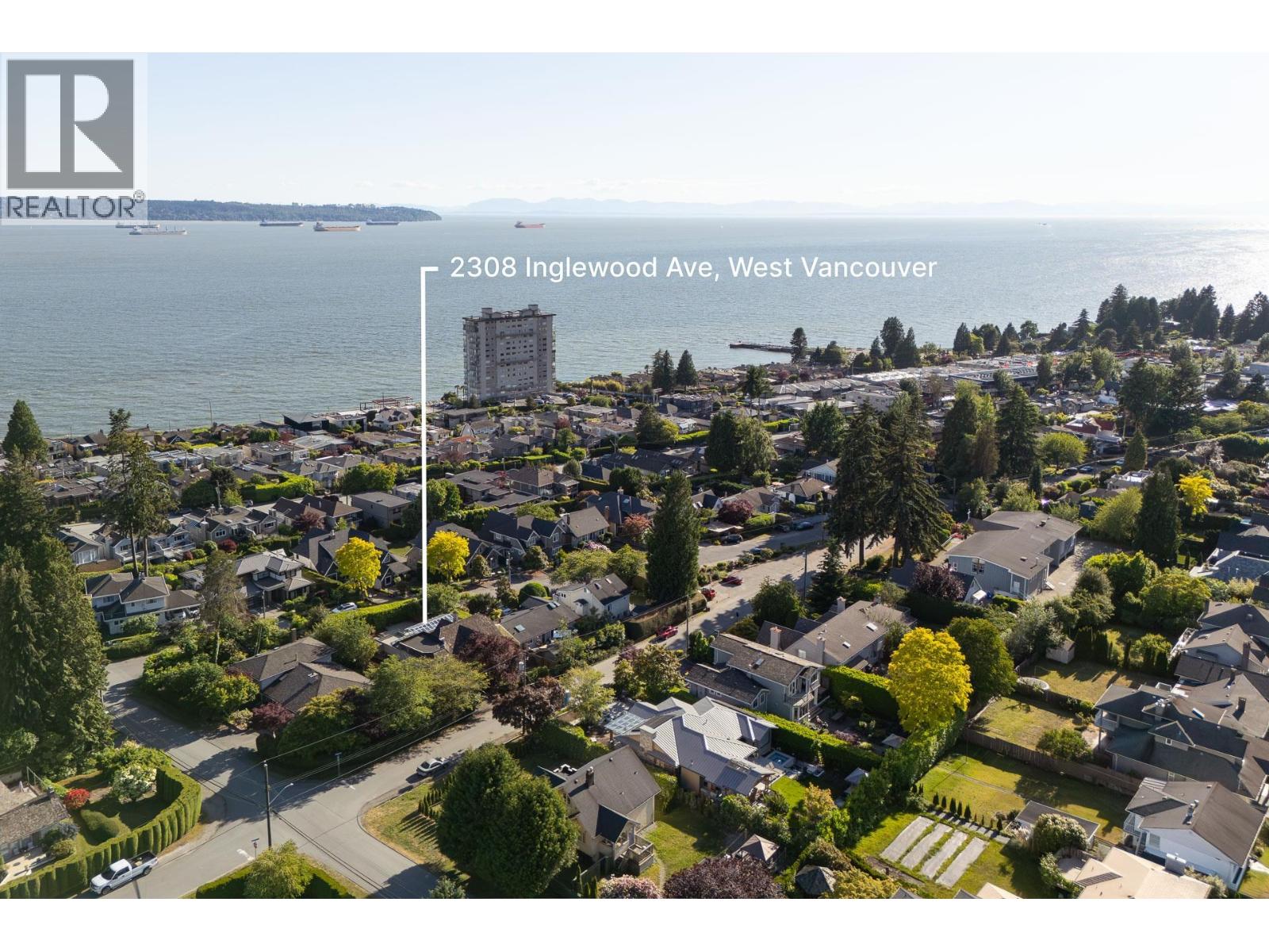 2308 INGLEWOOD AVENUE, West Vancouver