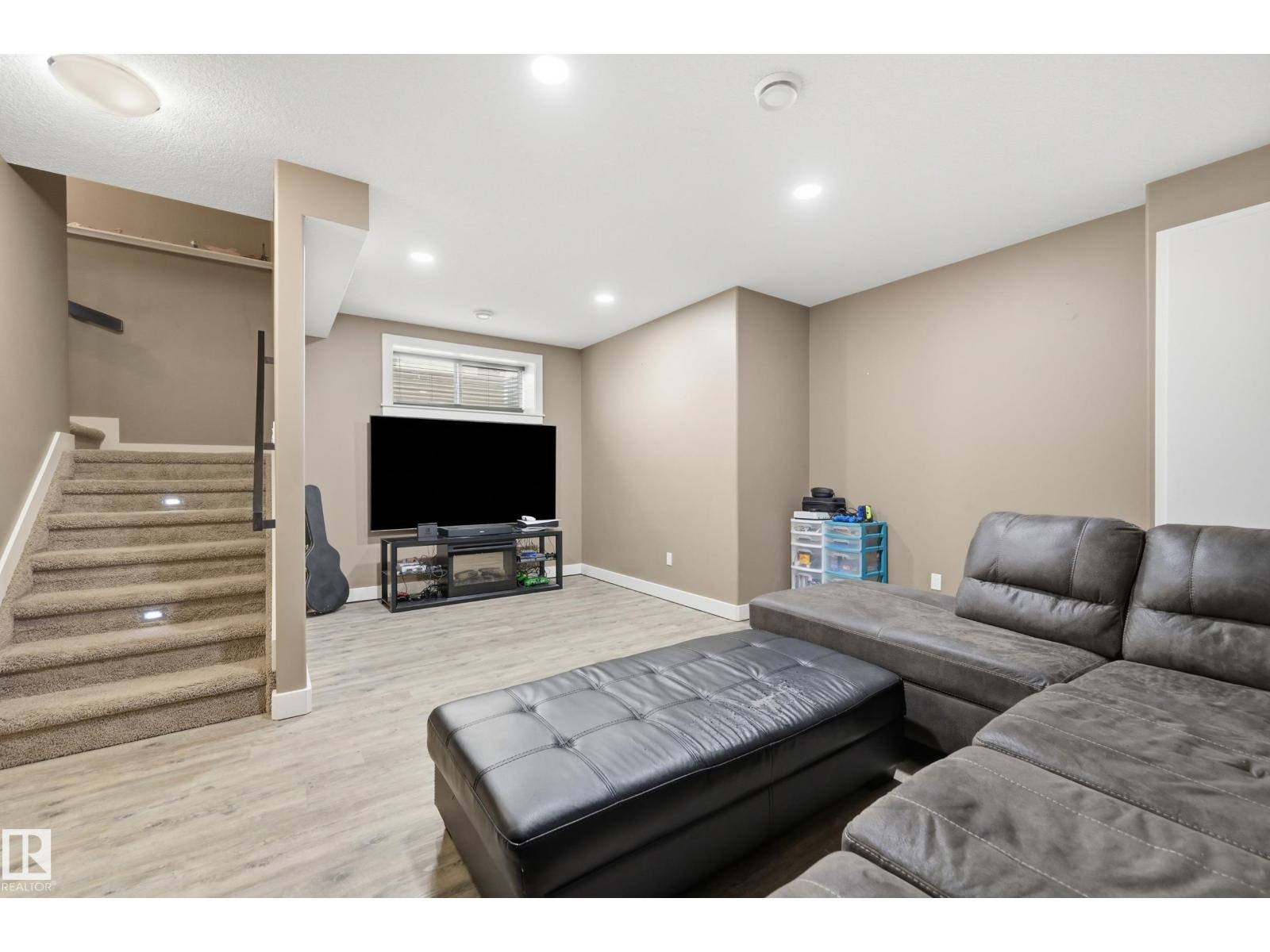 148 Allard WY - 31