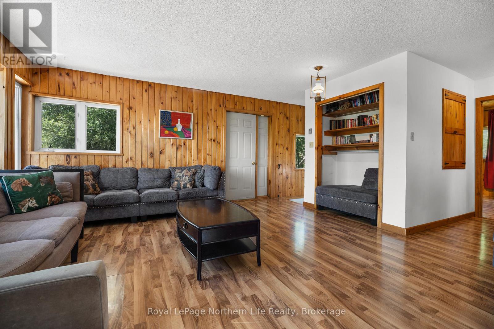4360 HIGHWAY 522 - 10