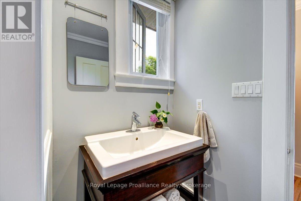 94 DORSET STREET W - 35