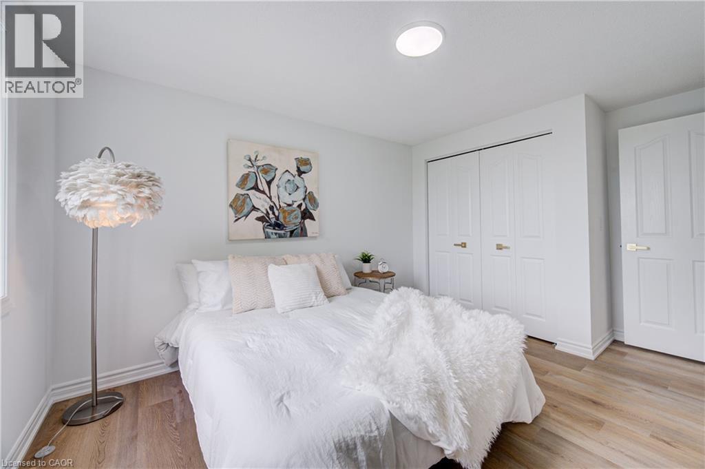 704 STAR FLOWER Avenue - 22