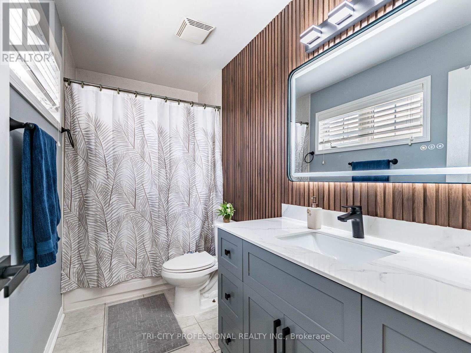 18 SUGARHILL DRIVE - 31