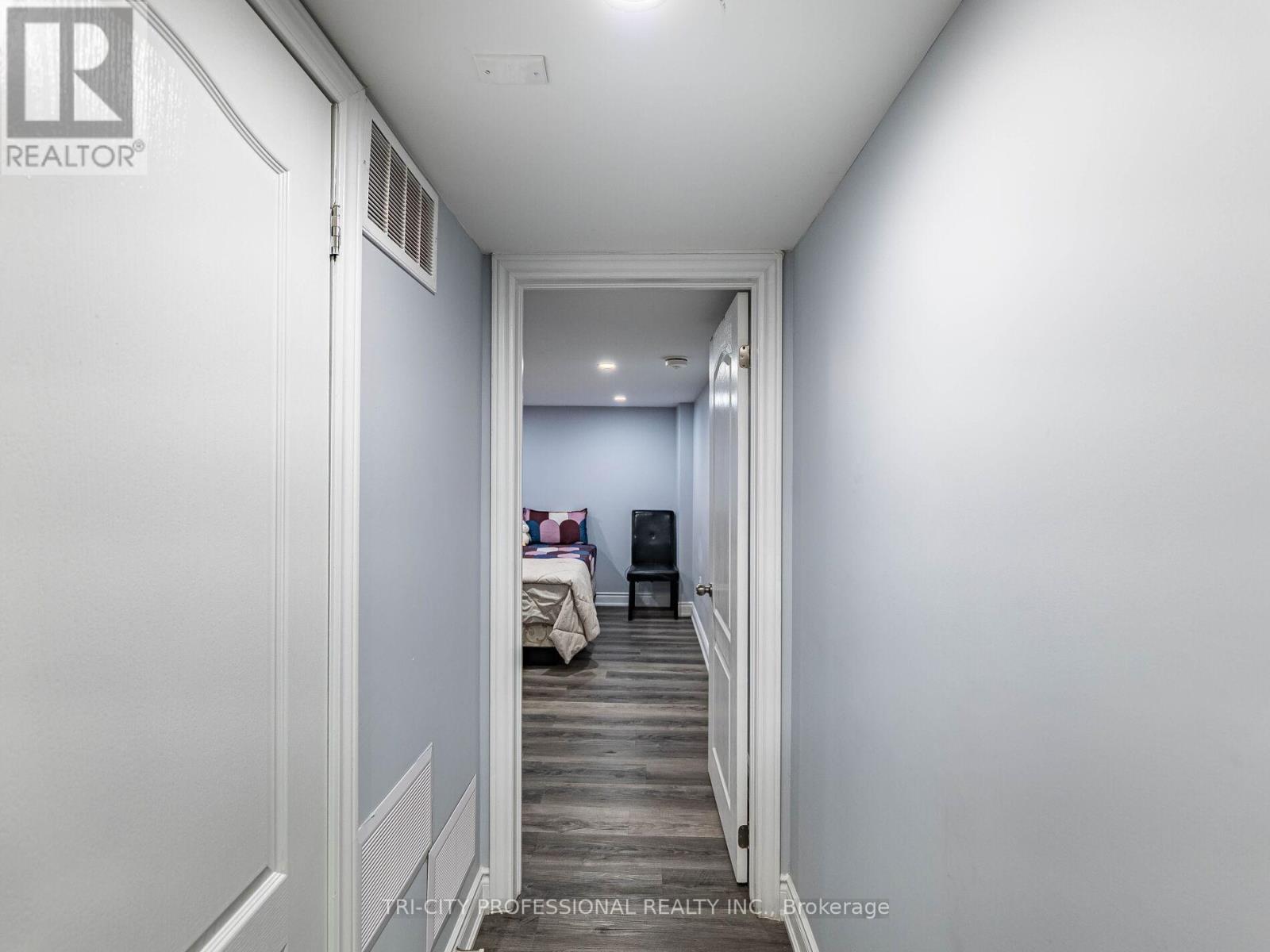 18 SUGARHILL DRIVE - 36