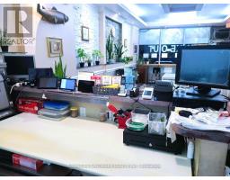 941 Lakeshore Road, Mississauga, ON L5E1E3 Photo 7