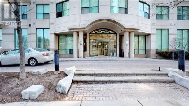 Listing photo of 1007 - 7 LORRAINE DRIVE
