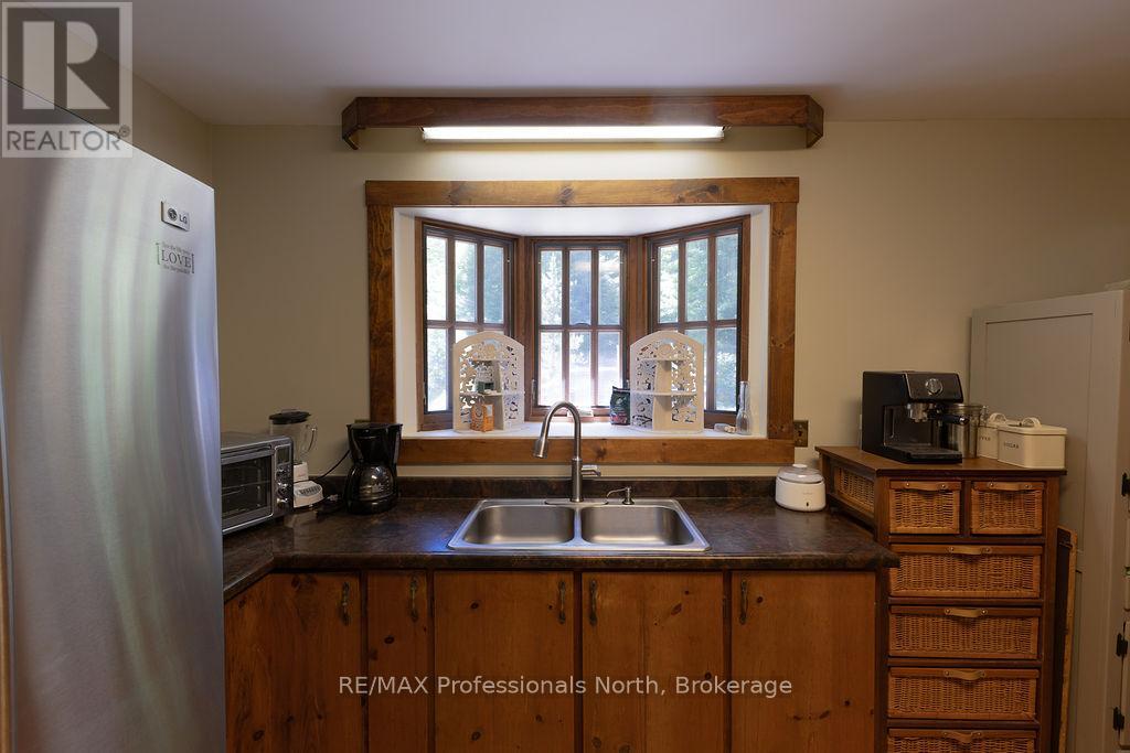 128 OLD MUSKOKA ROAD - 11