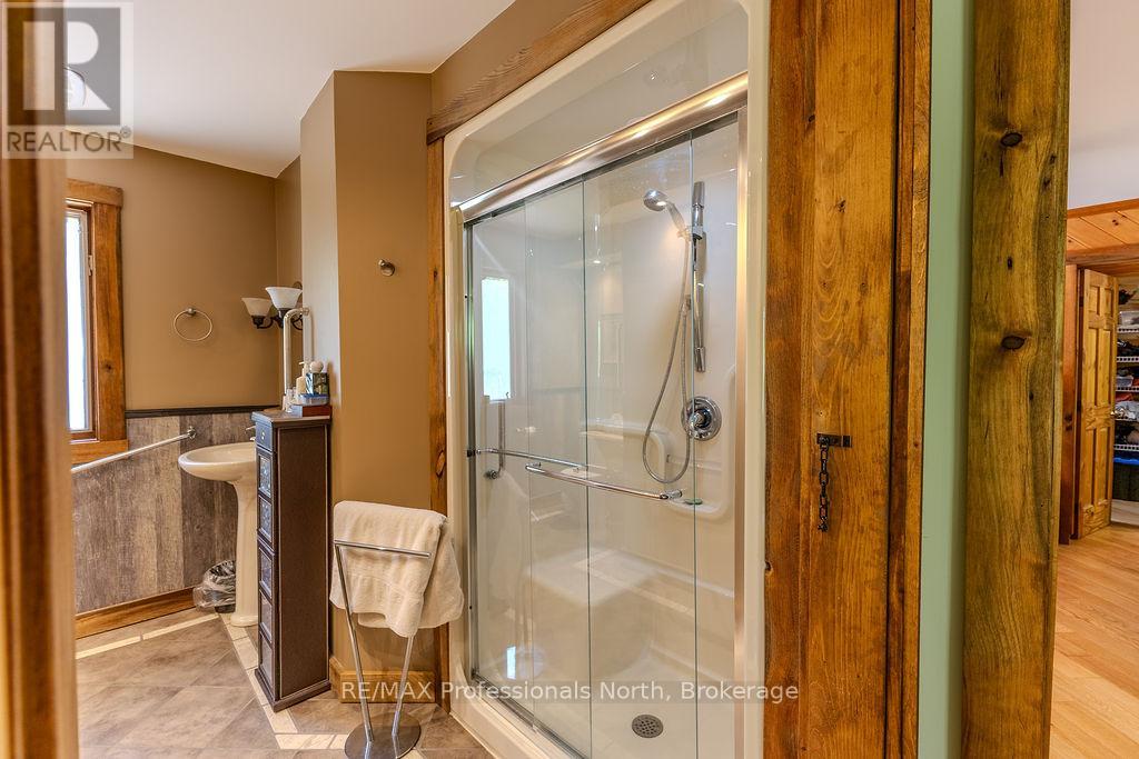 128 OLD MUSKOKA ROAD - 21
