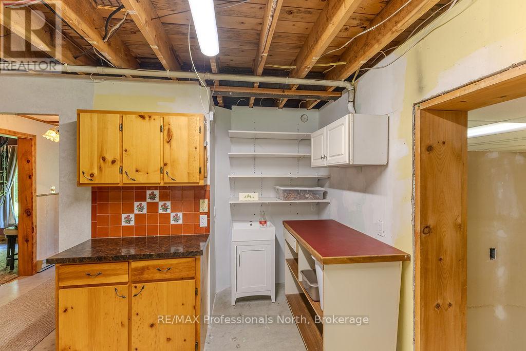 128 OLD MUSKOKA ROAD - 38