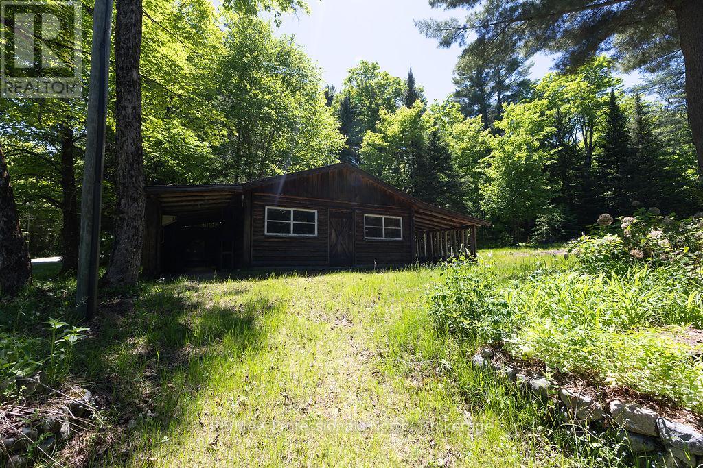 128 OLD MUSKOKA ROAD - 43