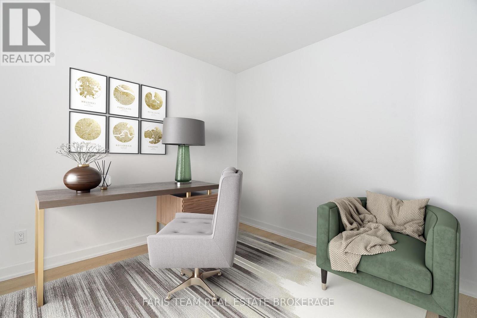 #412 31 HURON STREET - 25