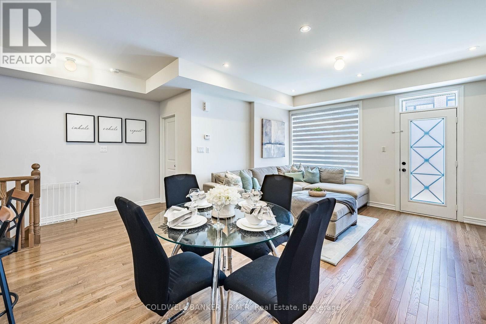 12 BROYLIO LANE - 16