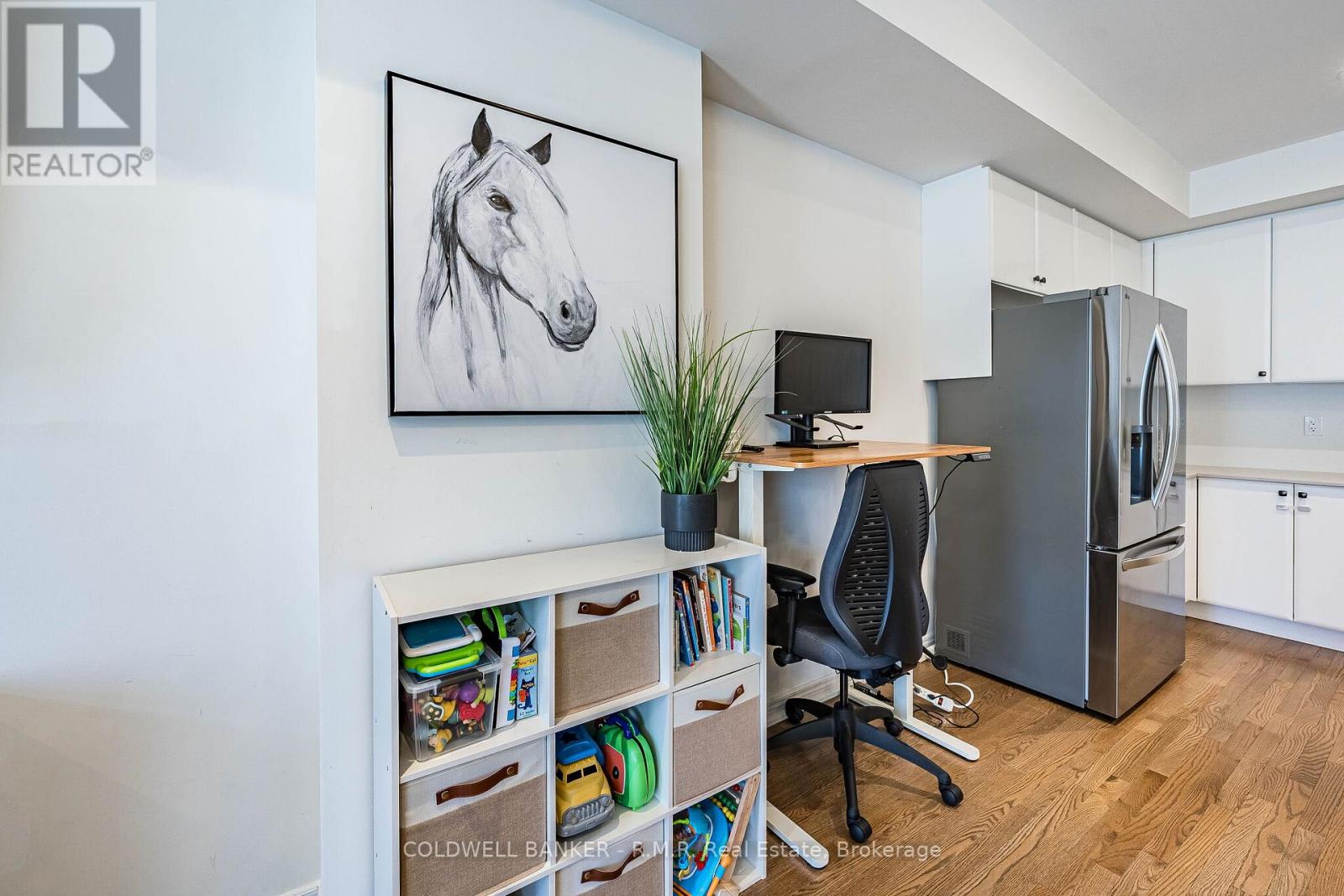 12 BROYLIO LANE - 22