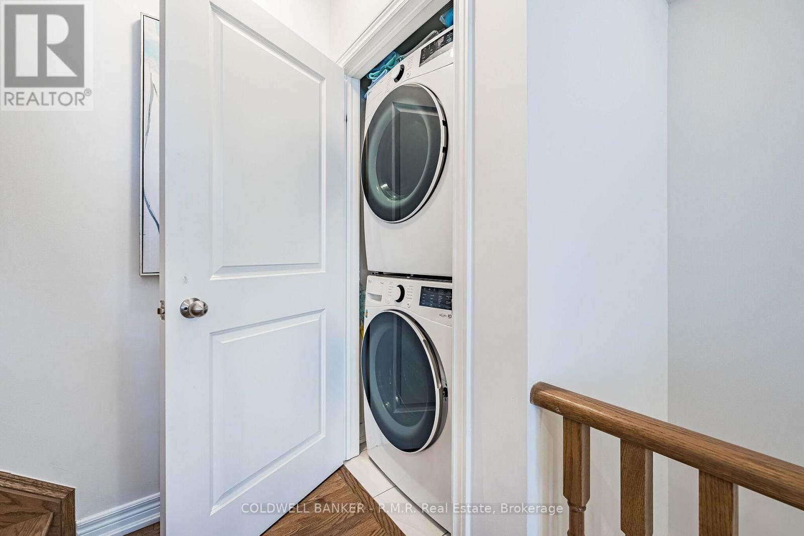 12 BROYLIO LANE - 25