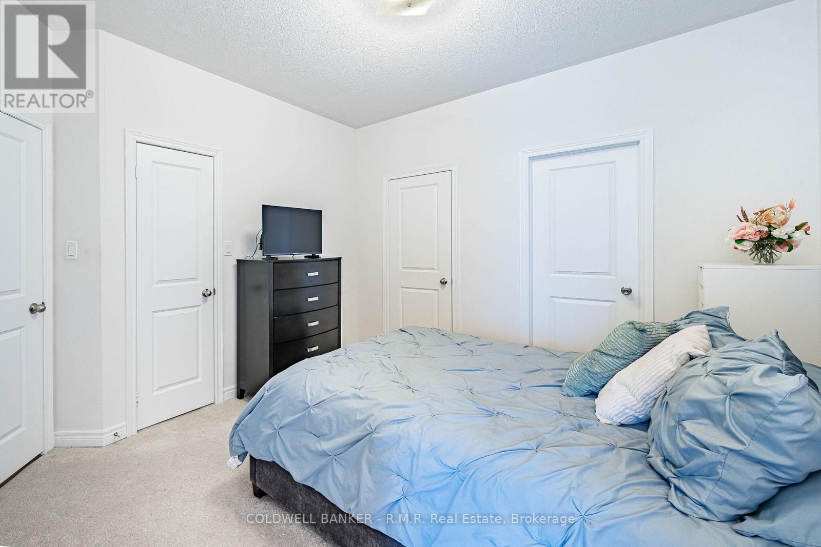 12 BROYLIO LANE - 29