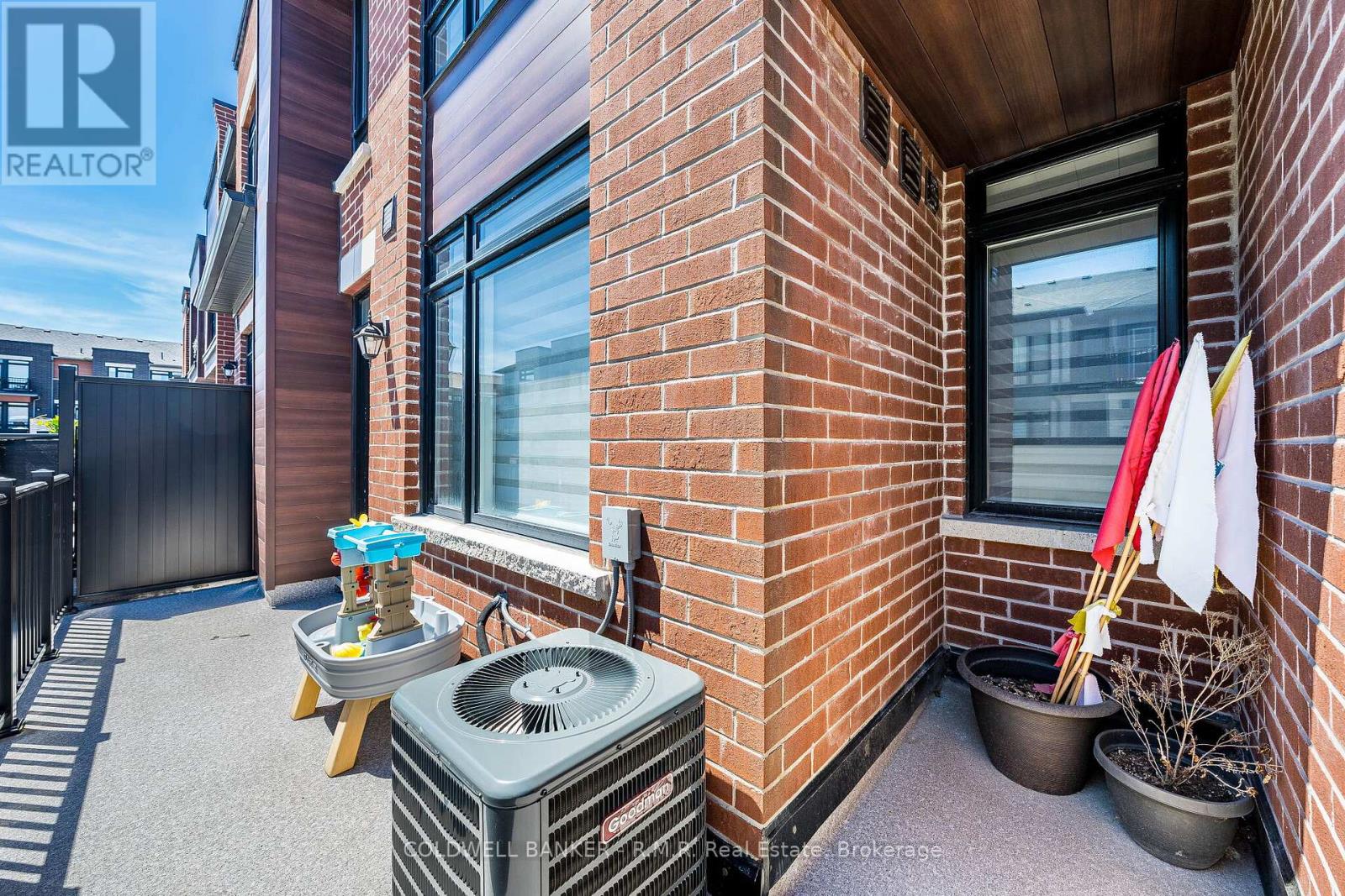 12 BROYLIO LANE - 46