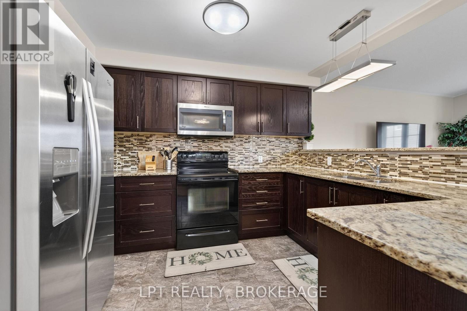 1565 ALBANY DRIVE - 15