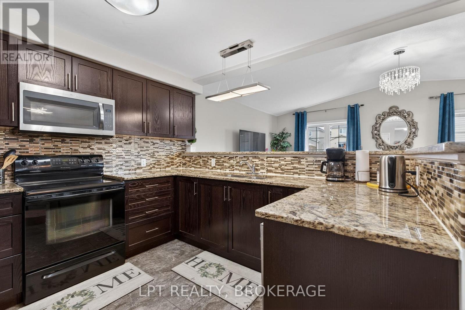 1565 ALBANY DRIVE - 16