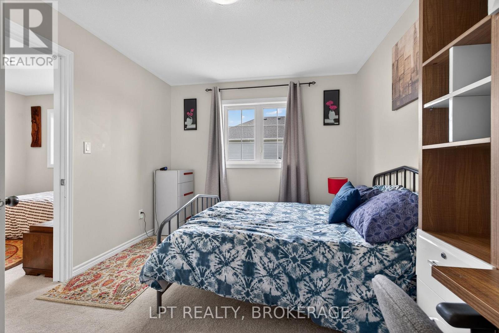 1565 ALBANY DRIVE - 35