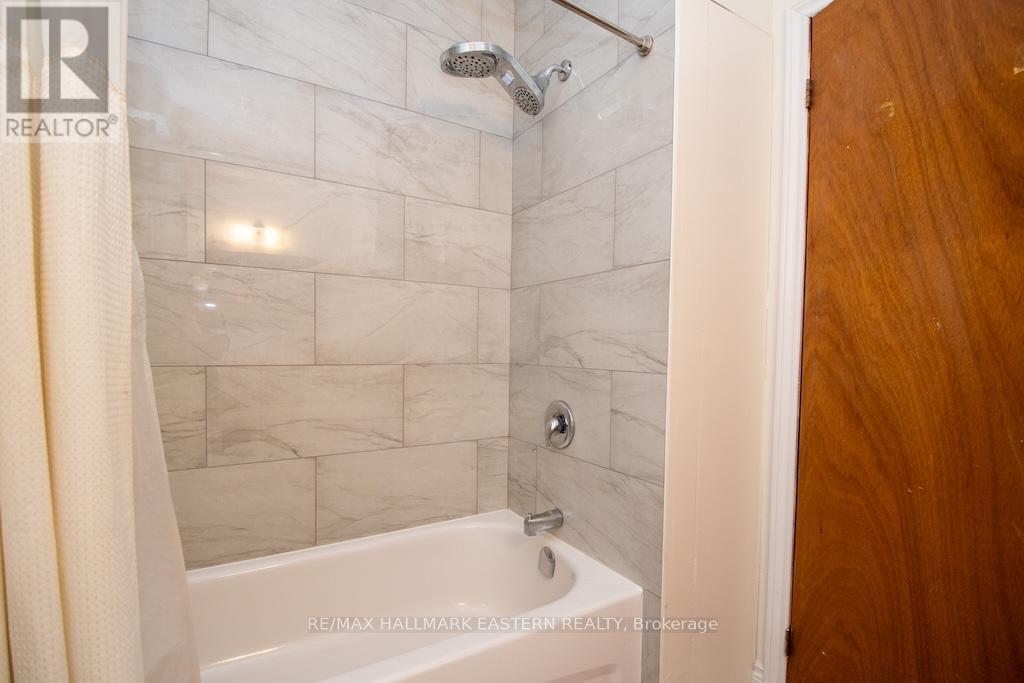 11 ARGYLE STREET - 33