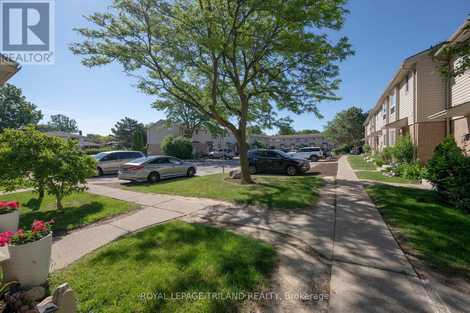 #28 626 WHARNCLIFFE ROAD S - 1