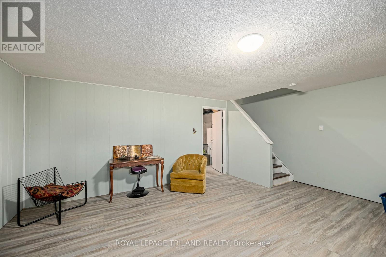 #28 626 WHARNCLIFFE ROAD S - 21
