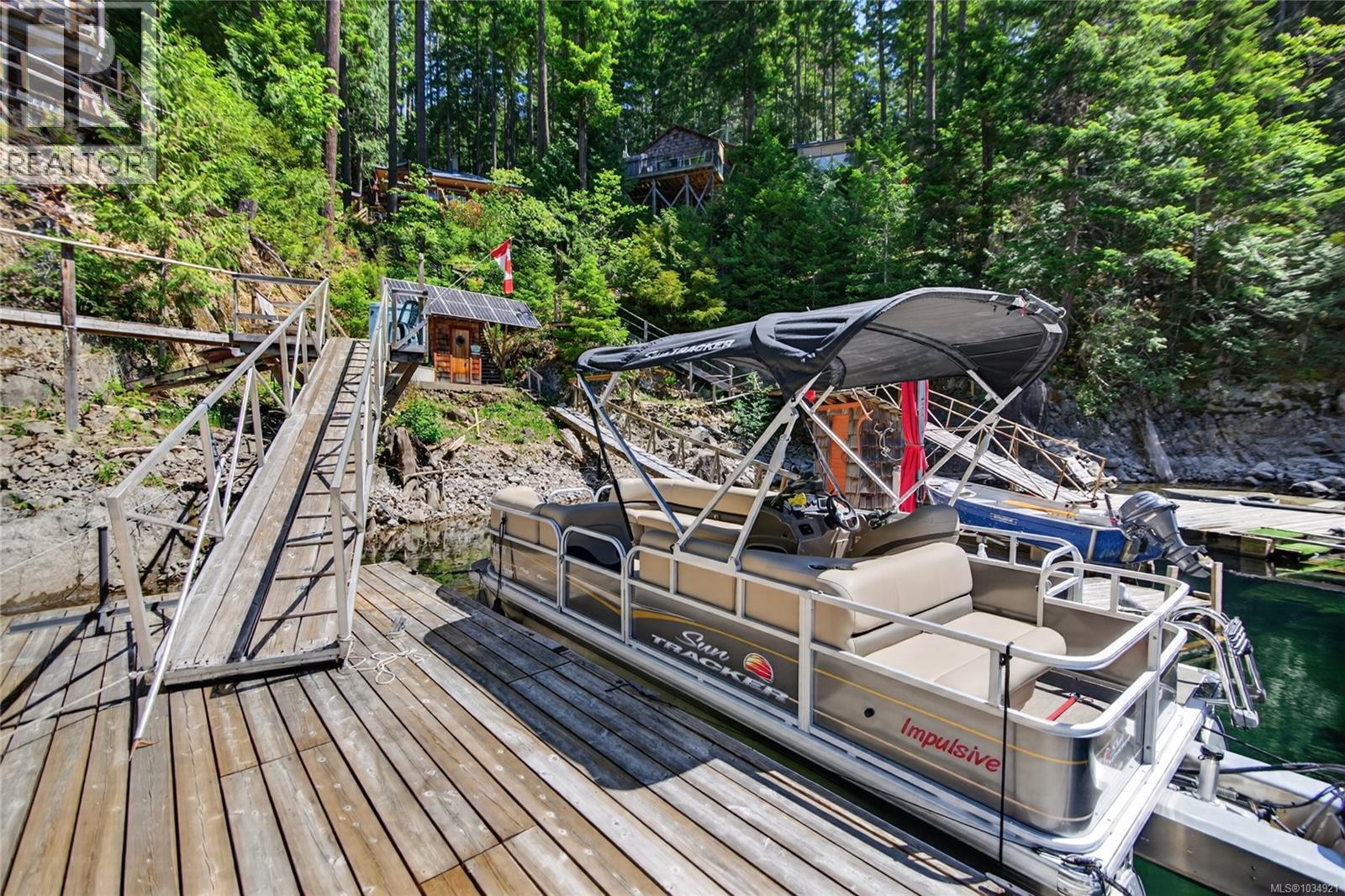 30 Baikie Dr - 66