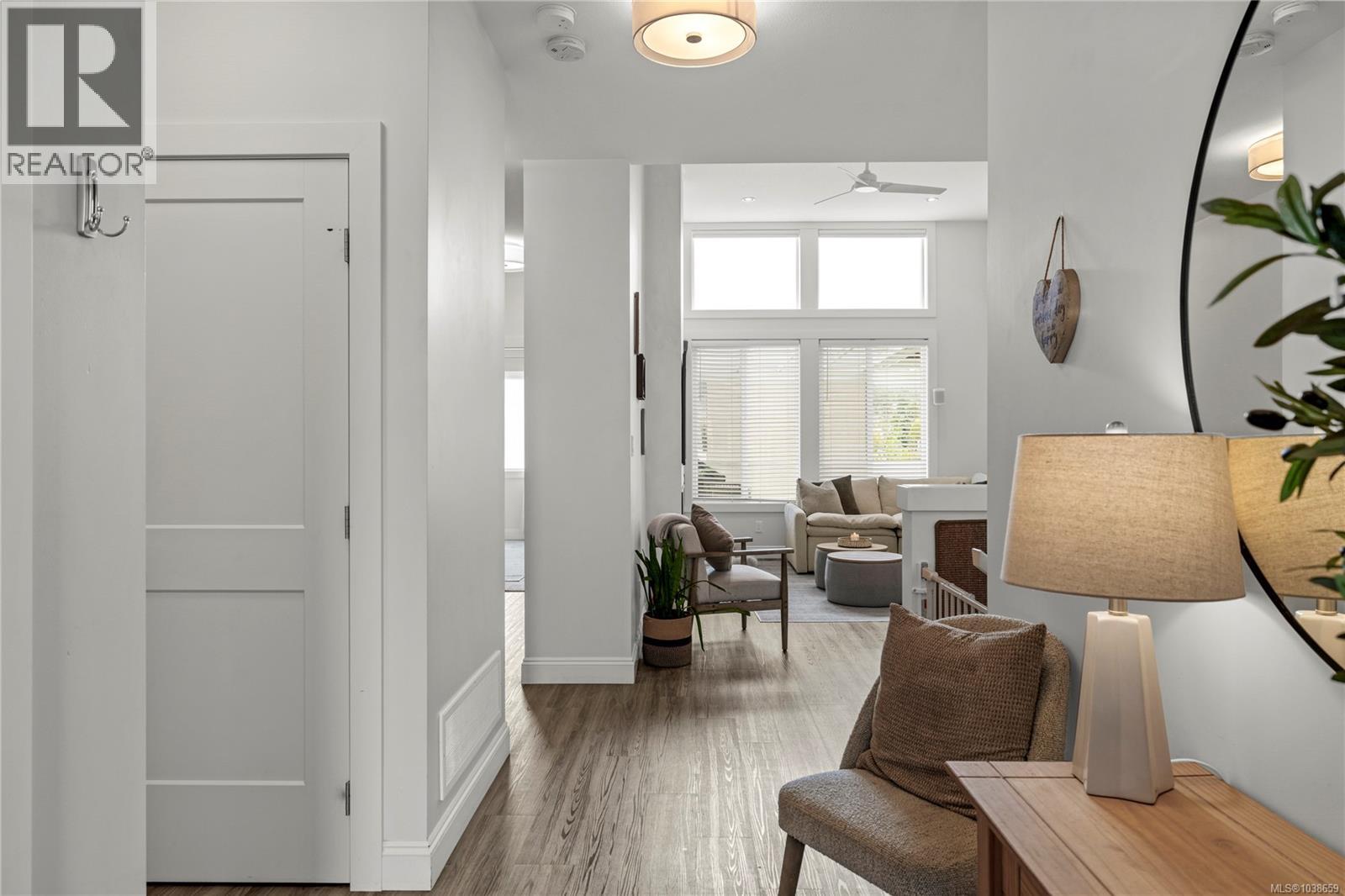 907 Park Ave - 6