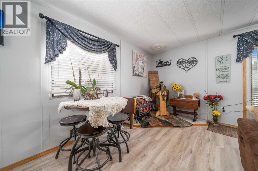 341 Cornell Crescent SW — photo 10