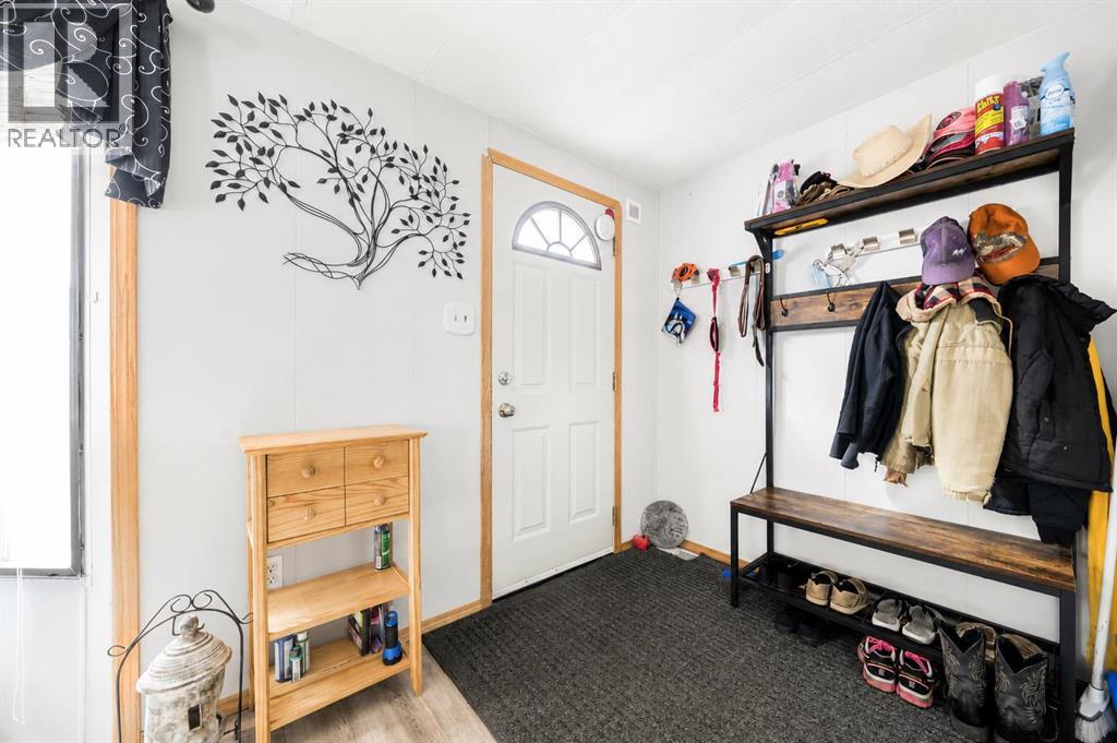 341 Cornell Crescent SW — photo 8
