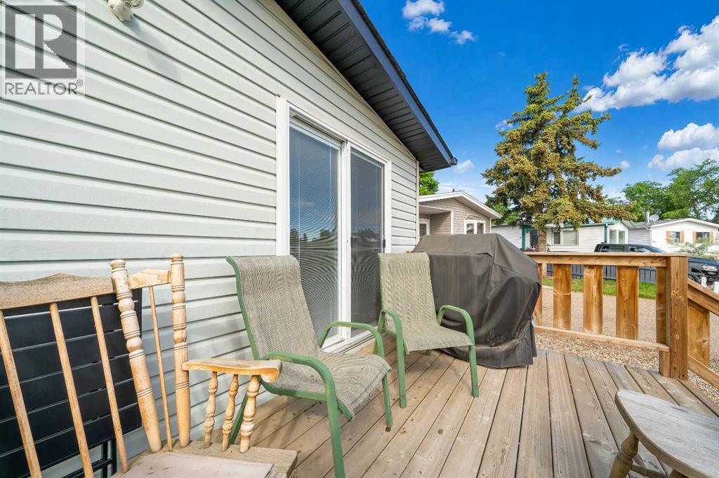 341 Cornell Crescent SW — photo 7
