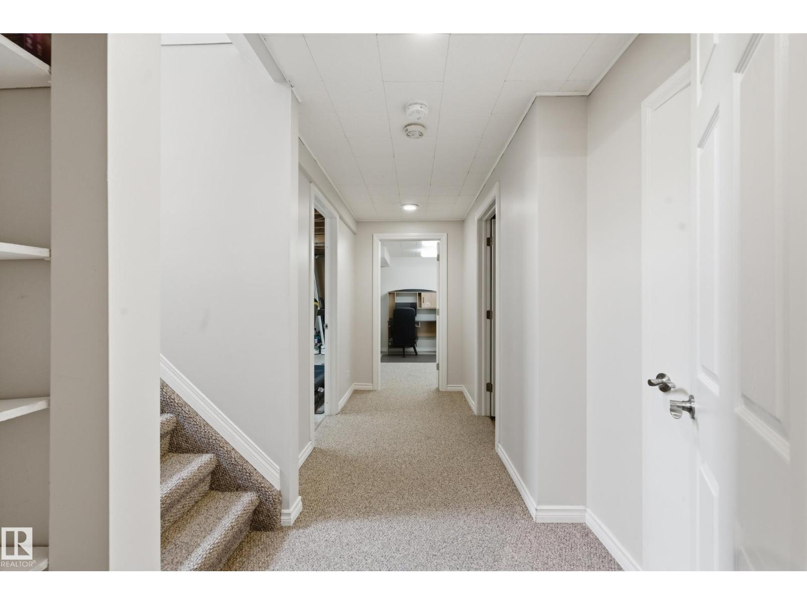 2103 53 ST NW — photo 29