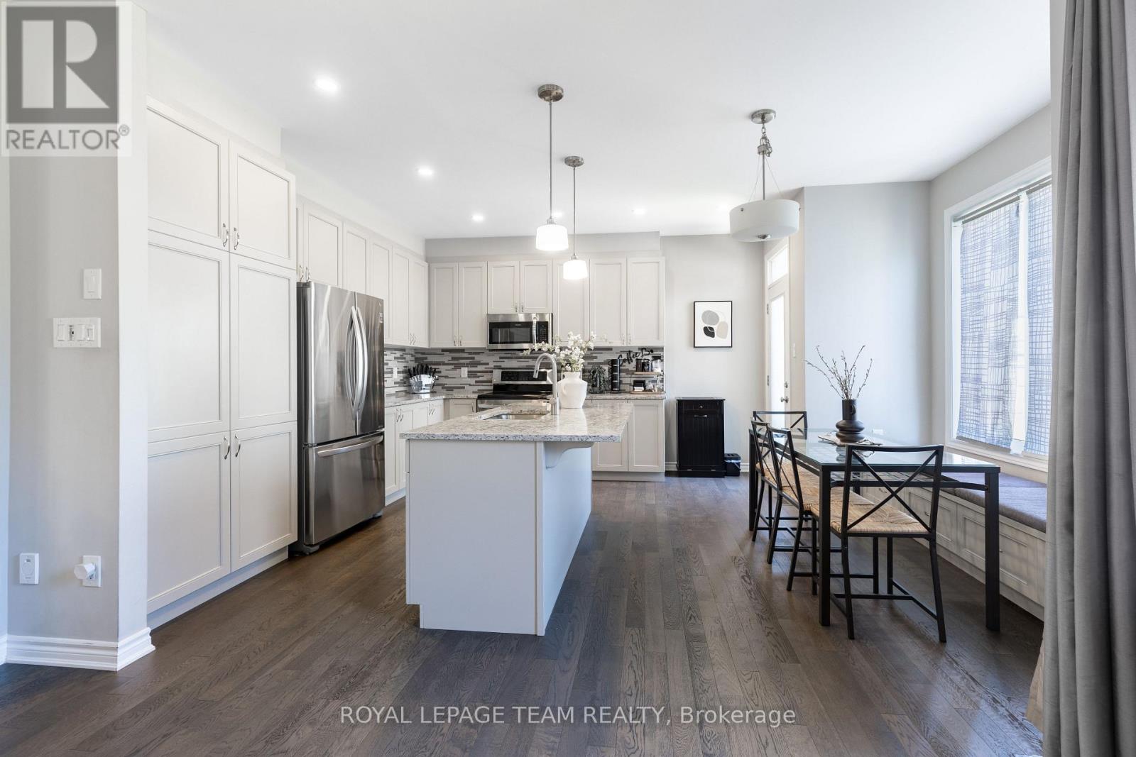 12 OXALIS CRESCENT - 16