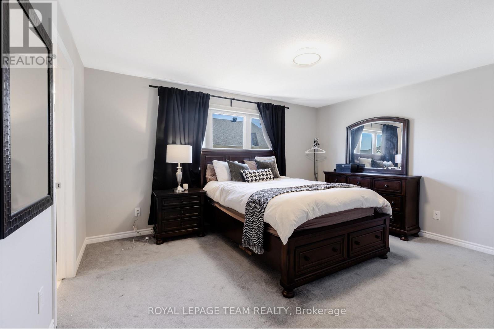 12 OXALIS CRESCENT - 26
