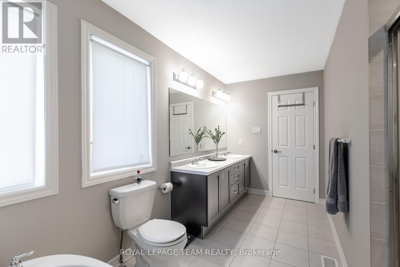12 OXALIS CRESCENT - 28