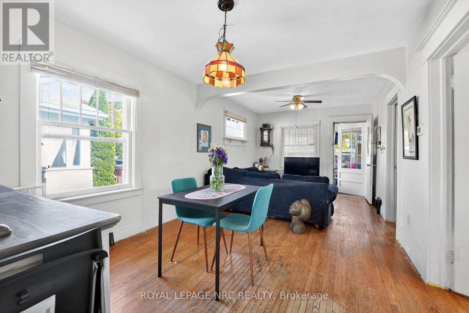 146 CARLTON STREET - 4