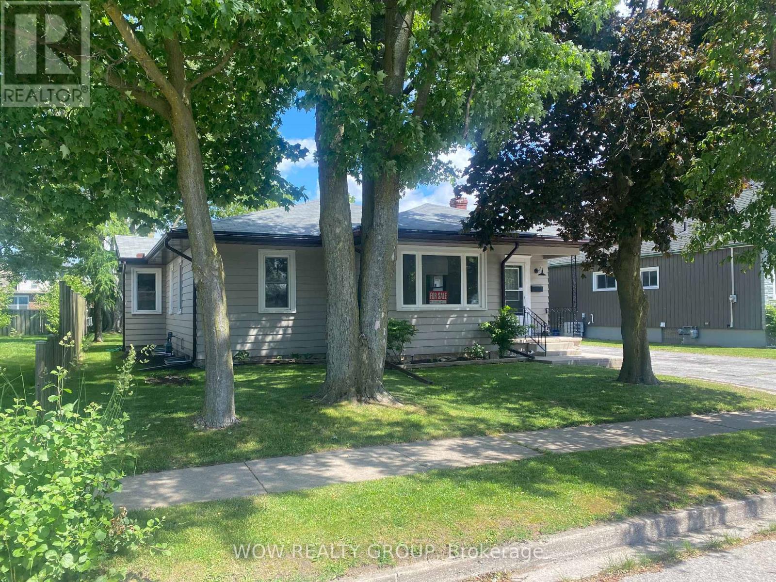47 CLIFFORD AVENUE - 3