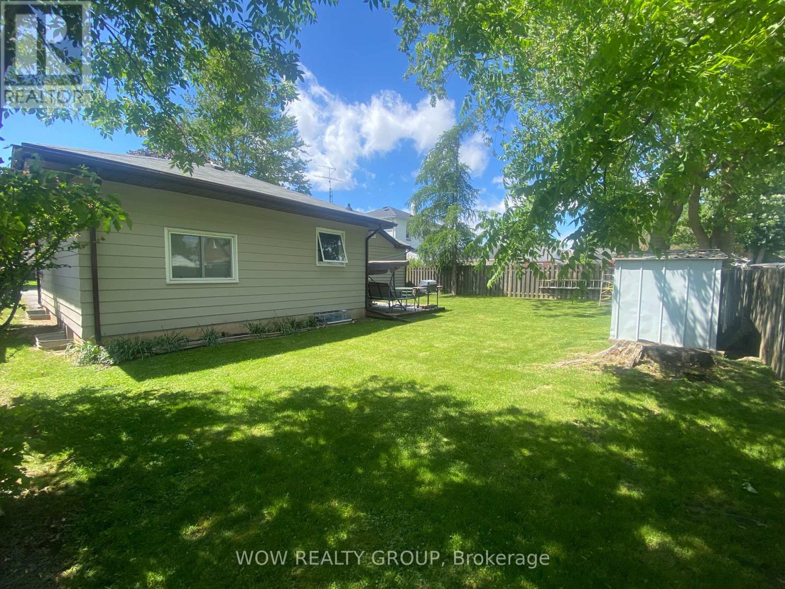47 CLIFFORD AVENUE - 8