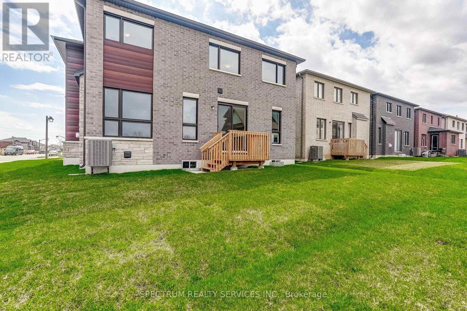 4-bedroom home for sale at 78 GRANKA STREET, Brantford ON · photo 38 of 40